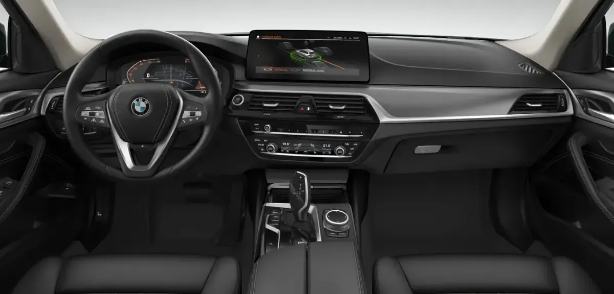 Gebraucht BMW 520 Sport Line 190 PS (139 kW) 2024 Grau Kombi