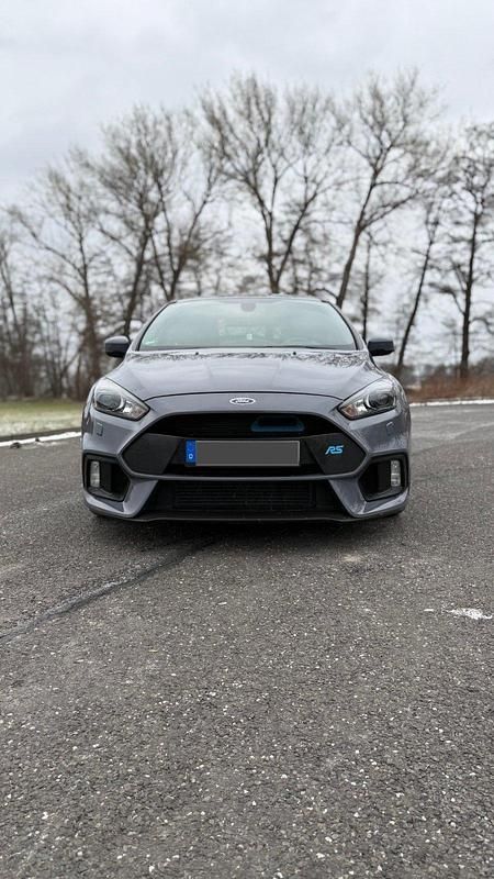 Gebraucht Ford Focus RS 349 PS (256 kW) 2017 Grau Limousine