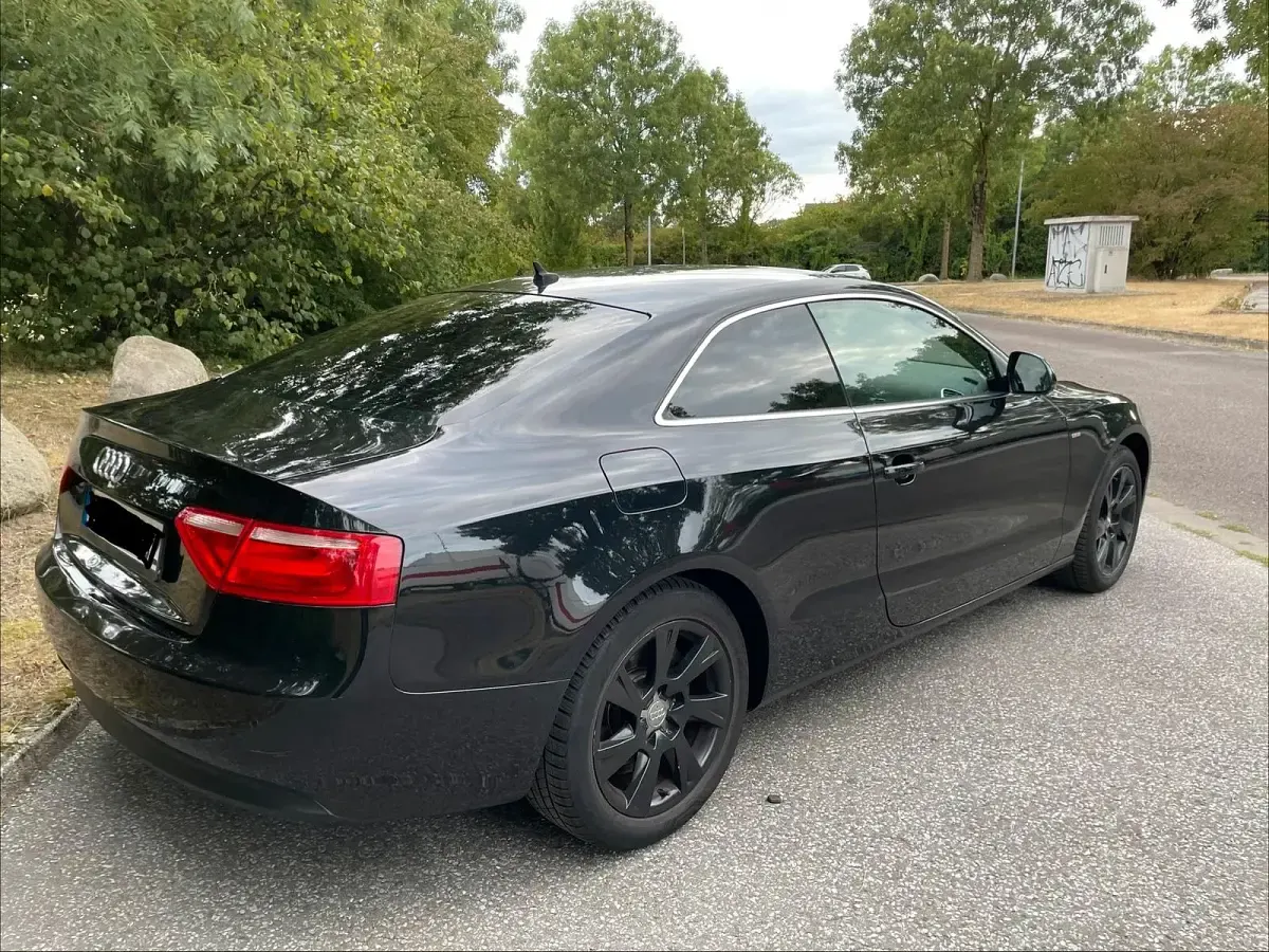 Gebraucht Audi A5 S-Line 180 PS (132 kW) 2009 Schwarz Coupé