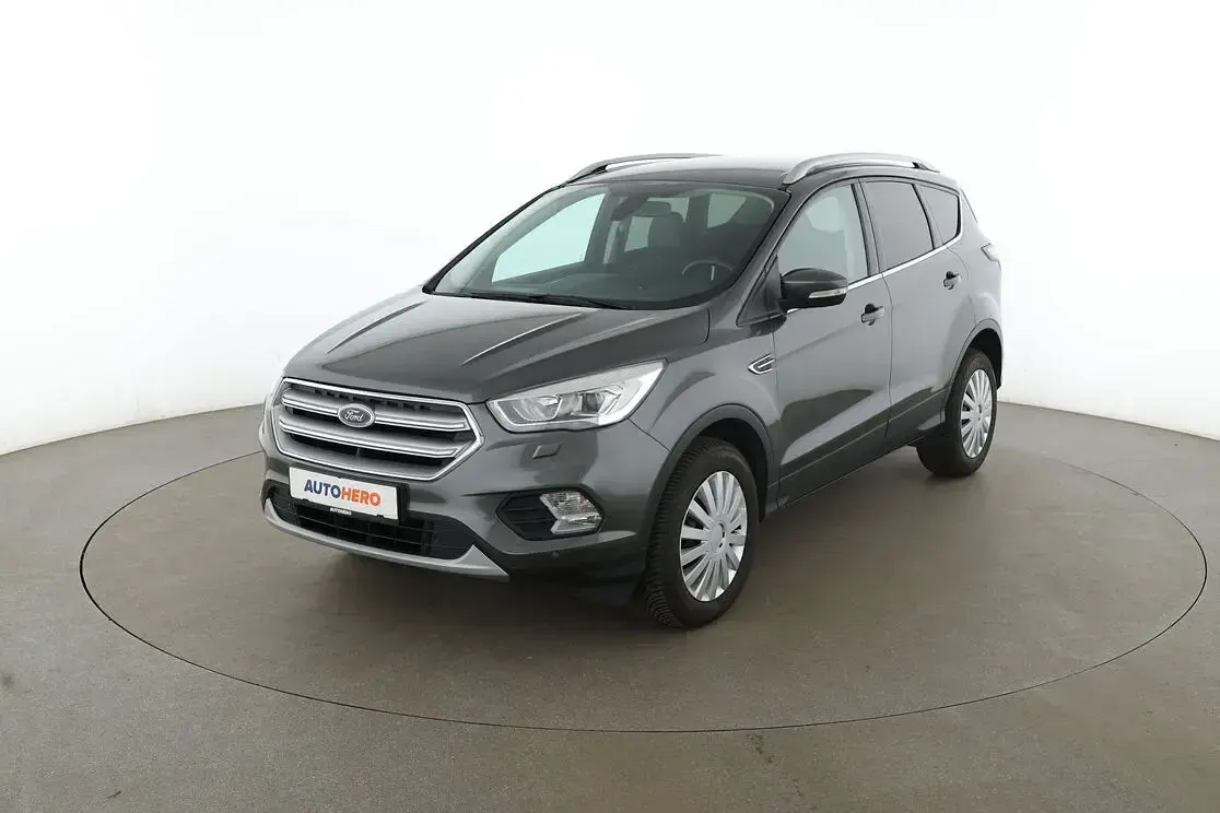 Gebraucht Ford Kuga Titanium 150 PS (110 kW) 2019 SUV