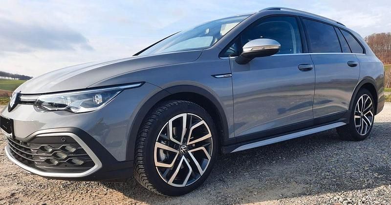 Gebraucht VW Golf Alltrack 200 PS (147 kW) 2024 Grau Kombi