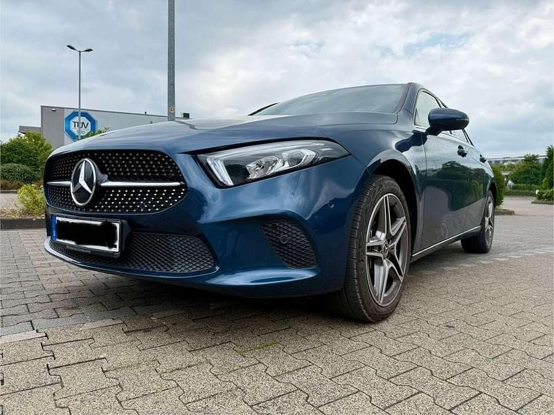 Gebraucht 2022 Mercedes A250 Limousine | 22.490 € (Superpreis) - Bild 1/4