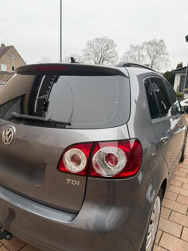 Gebraucht VW Golf Plus Cross 110 PS (80 kW) 2009 Grau Van / Kleinbus