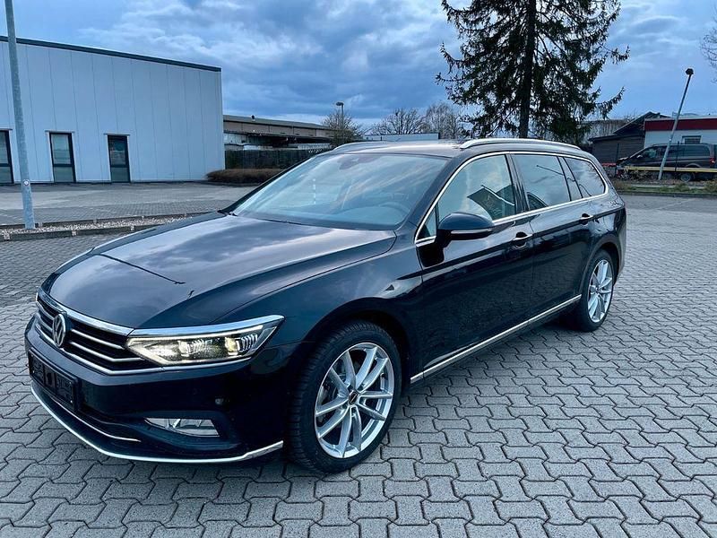 Gebraucht VW Passat Elegance 190 PS (139 kW) 2020 Schwarz Kombi