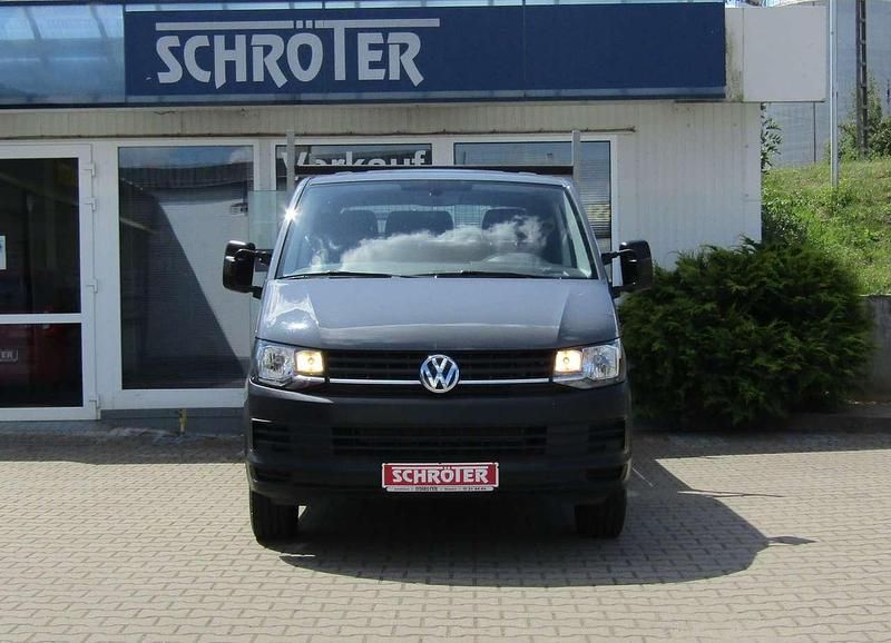 Gebraucht VW Transporter 150 PS (110 kW) 2019 Grau Van