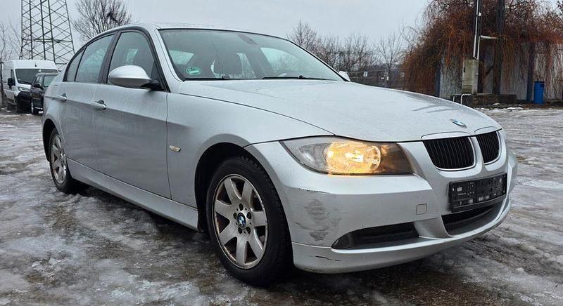 Gebraucht BMW 318 Advantage 129 PS (94 kW) 2007 Silber Limousine