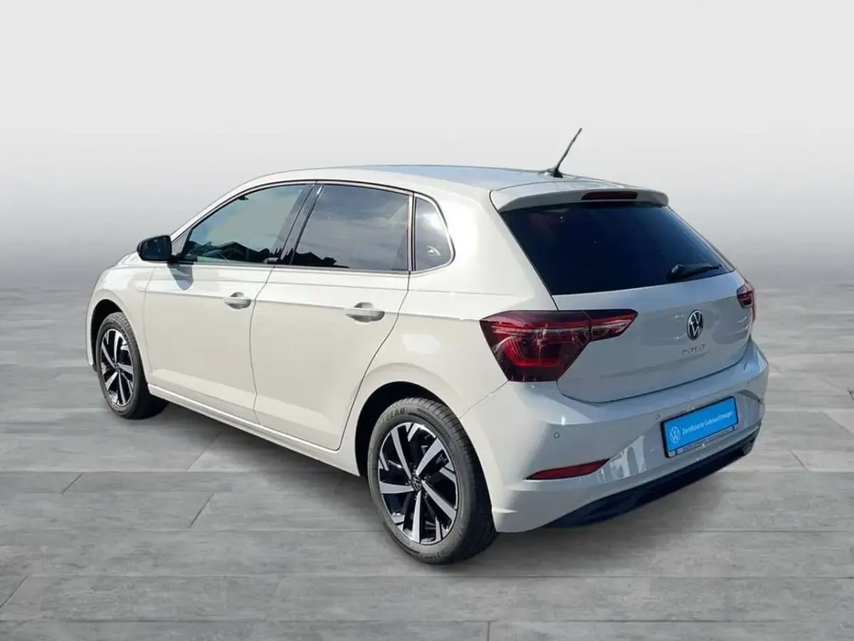 Gebraucht VW Polo Move 95 PS (69 kW) 2024 Grau Kleinwagen