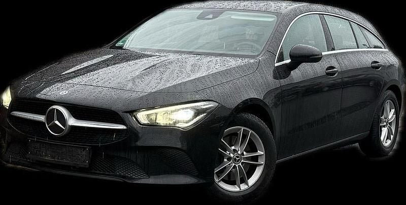 Schwarz Gebraucht 2020 Mercedes CLA180 Limousine | 12.990 € (Superpreis) - Bild 1/4