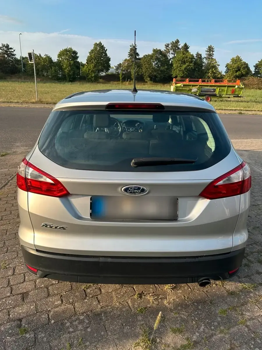 Gebraucht Ford Focus Titanium 140 PS (102 kW) 2012 Silber Kombi