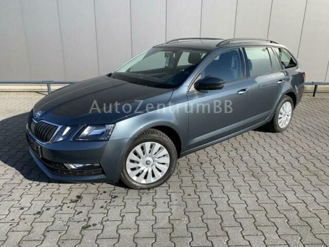 Grau metallic Gebraucht 2018 Skoda Octavia Active Kombi | 12.390 € (Fairer Preis) - Bild 1/4