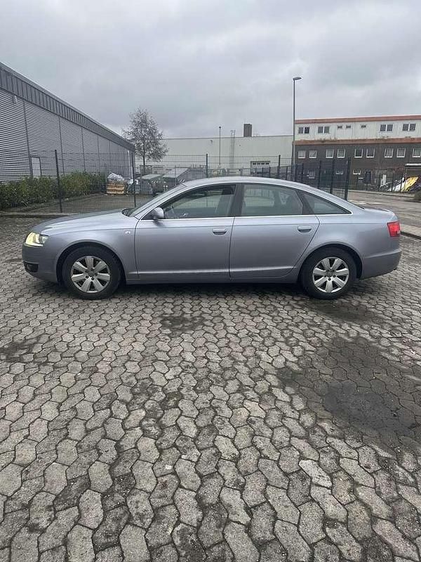 Gebraucht Audi A6 177 PS (130 kW) 2005 Grau Limousine