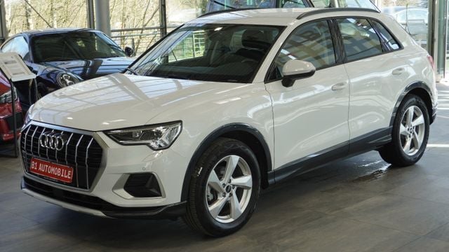 Weiß Gebraucht 2023 Audi Q3 Advanced SUV | 31.891 € (Superpreis) - Bild 1/2