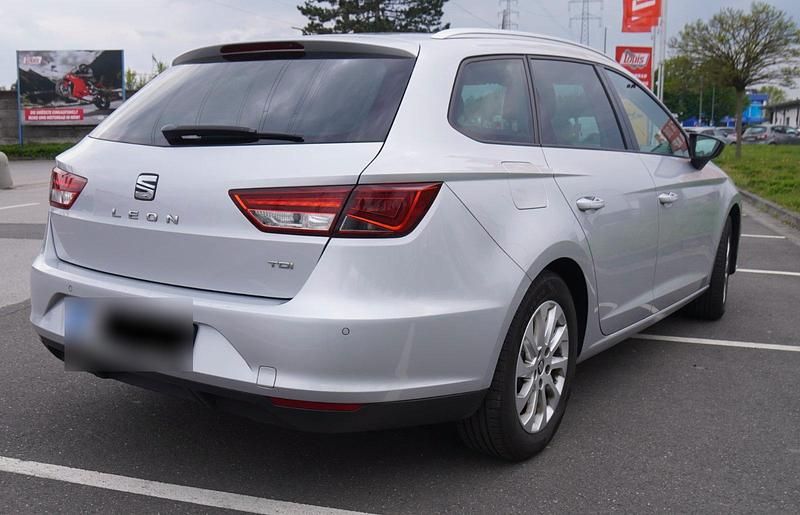 Second-hand Seat Leon ST Style 110 CP (80 kW) 2016 Argintiu Break