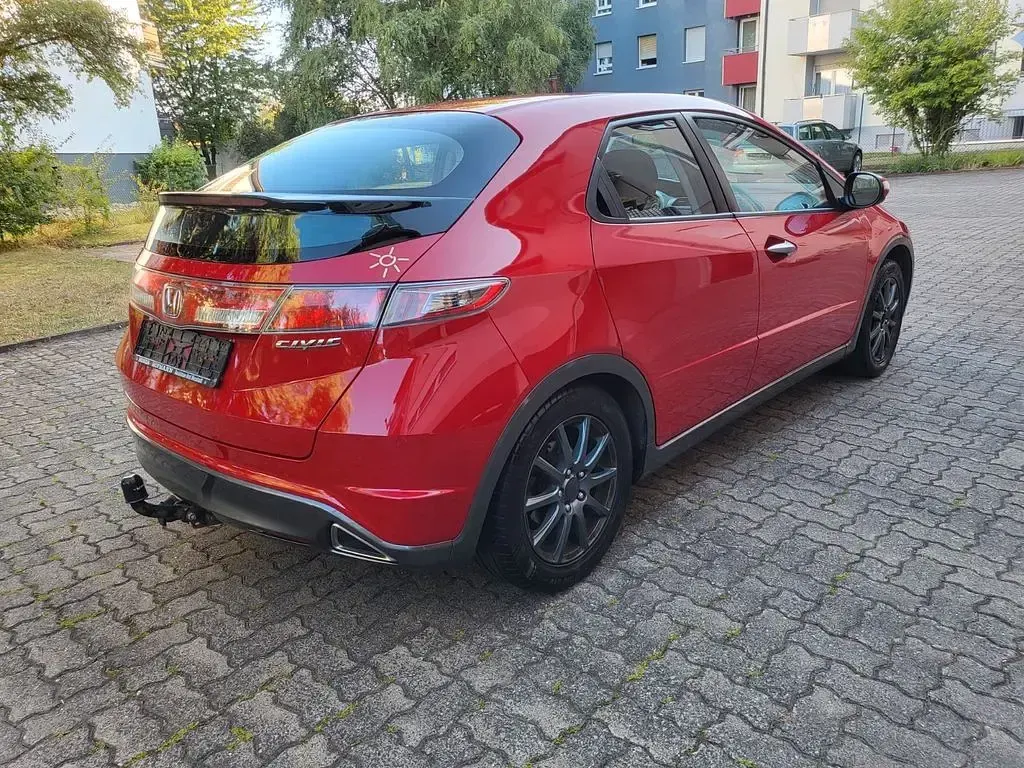 Gebraucht Honda Civic Comfort 99 PS (72 kW) 2010 Rot Limousine