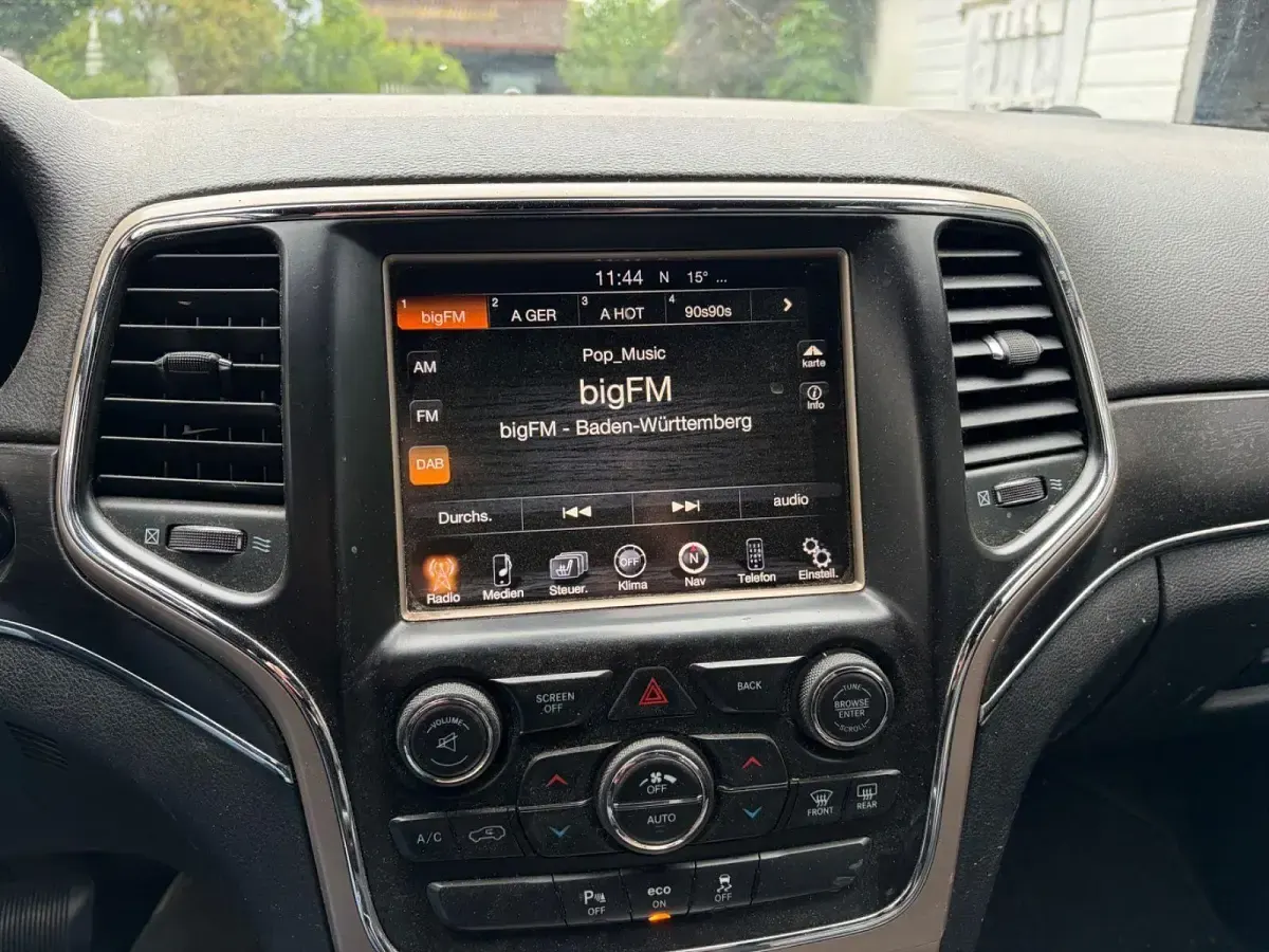 Gebraucht Jeep Grand Cherokee 250 PS (183 kW) 2015 Grau SUV