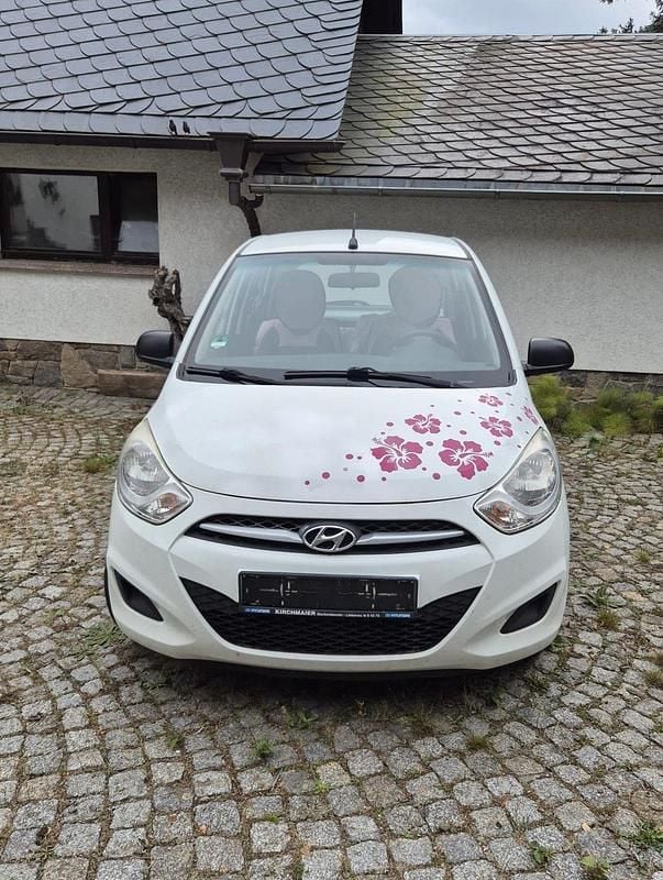 Weiß Gebraucht 2012 Hyundai i10 Kleinwagen | 1.700 € (Guter Preis) - Bild 1/4