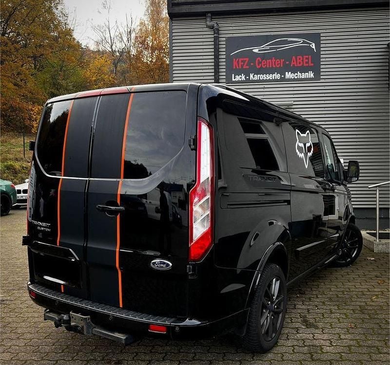 Gebraucht Ford Transit Custom Sport 185 PS (136 kW) 2021 Schwarz Van / Kleinbus