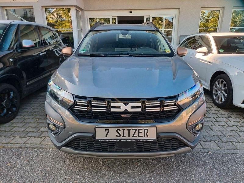 Gebraucht Dacia Jogger Extreme 110 PS (80 kW) 2023 Grau Van / Kleinbus