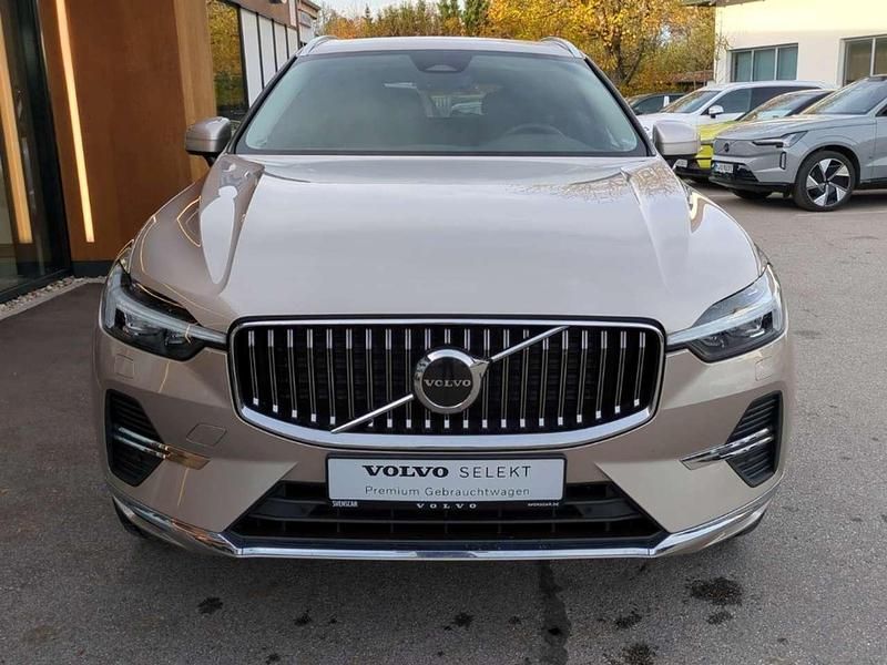 Gebraucht Volvo XC60 Plus 197 PS (144 kW) 2022 Grau SUV