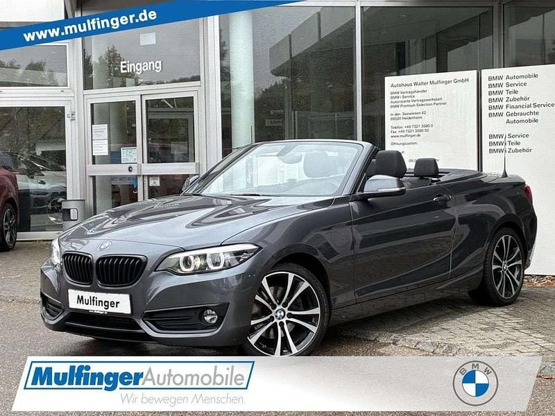 Mineralgrau Gebraucht 2019 BMW 220 Sport Line Cabrio | 19.999 € (Fairer Preis) - Bild 1/4