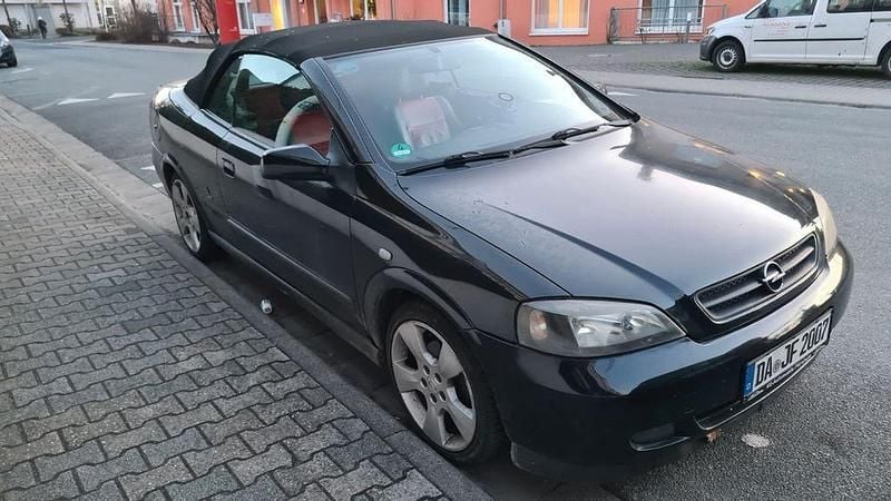 Gebraucht Opel Astra Cabriolet 125 PS (91 kW) 2002 Schwarz Cabrio
