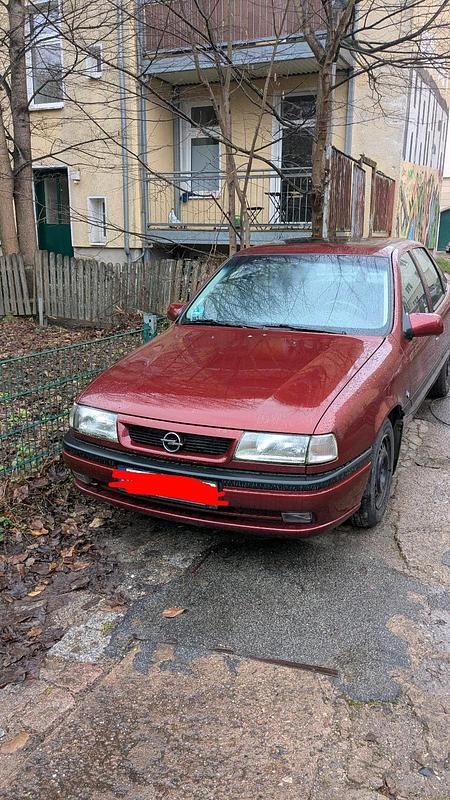 Rot Gebraucht 1994 Opel Vectra Limousine | 4.000 € - Bild 1/4