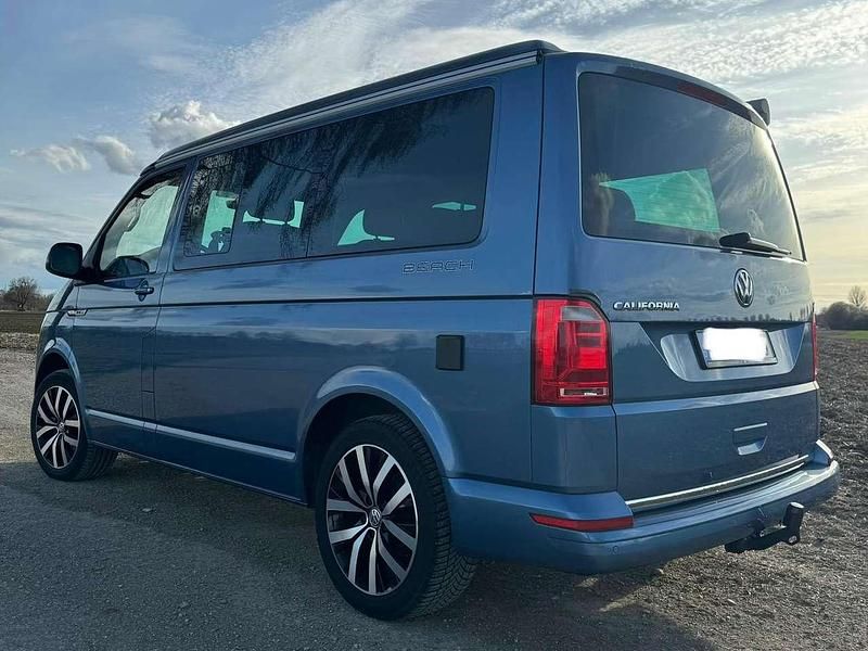 Gebraucht VW California Beach 199 PS (146 kW) 2019 Blau Van
