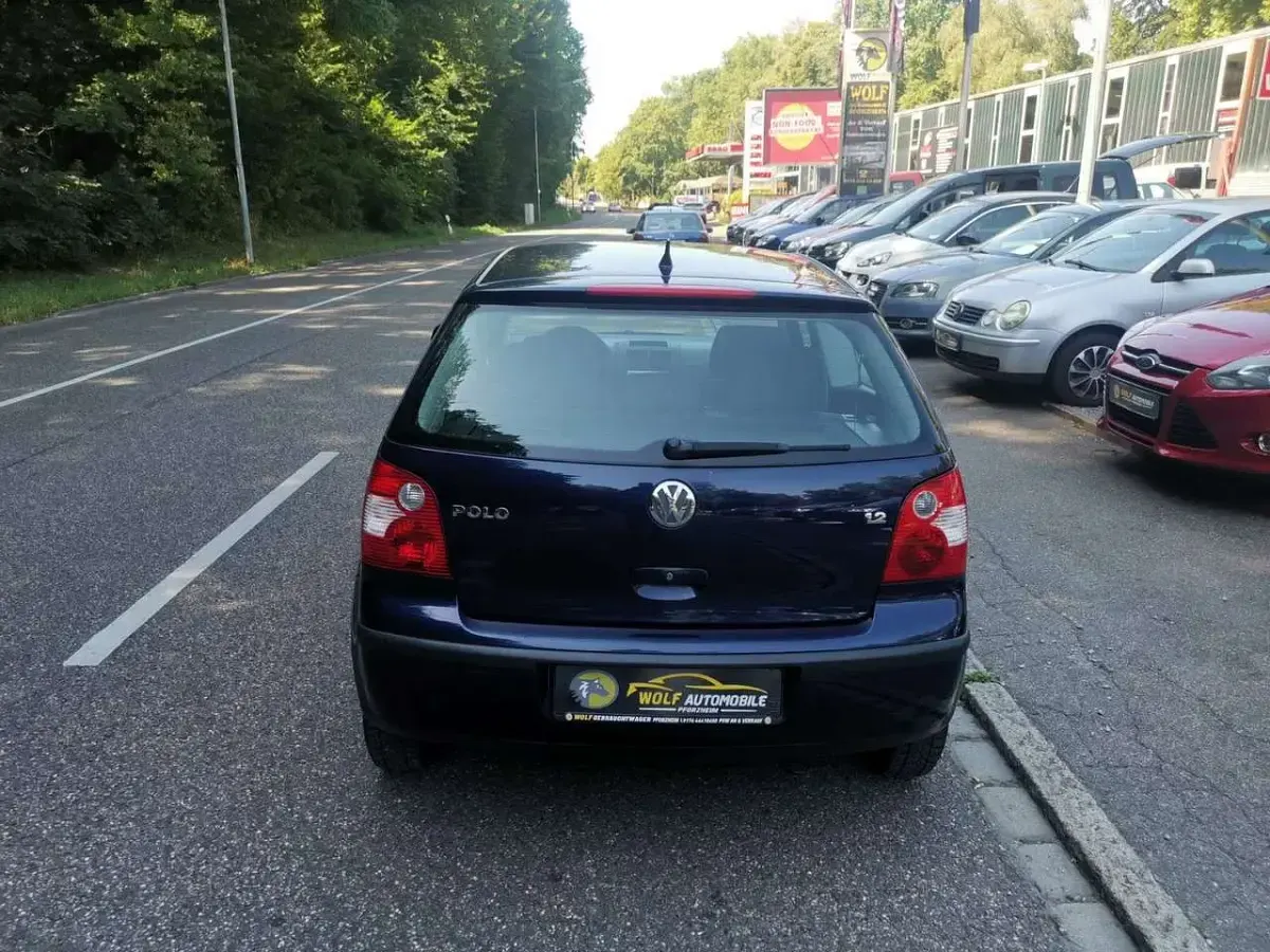 Gebraucht VW Polo Comfortline 75 PS (55 kW) 2003 Reflexsilber metallic Limousine