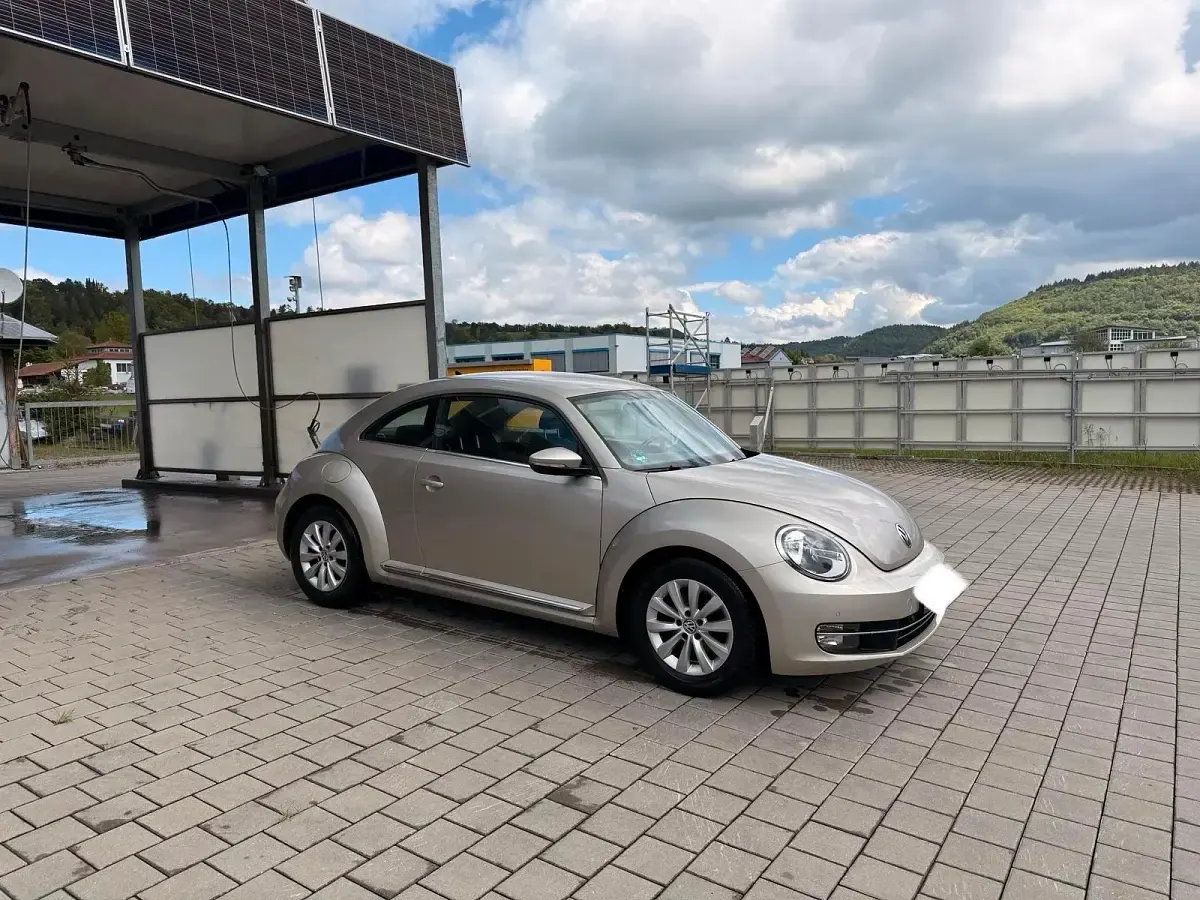 Gebraucht VW Beetle 105 PS (77 kW) 2016 Grau Kleinwagen