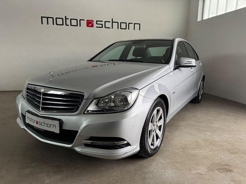 Gebraucht Mercedes C180 156 PS (114 kW) 2012 Silber Limousine