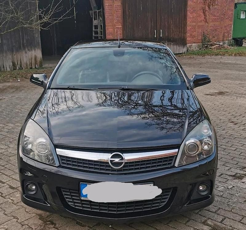 Gebraucht Opel Astra Cabriolet OPC 150 PS (110 kW) 2008 Schwarz Cabrio