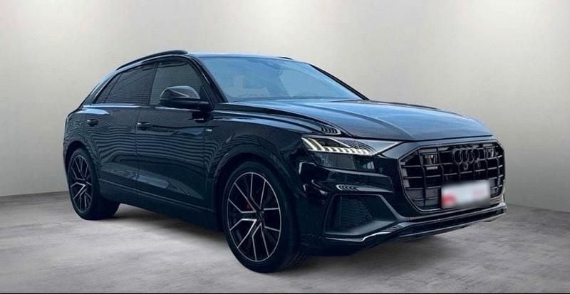 Gebraucht Audi Q8 Competition 286 PS (210 kW) 2022 Schwarz SUV