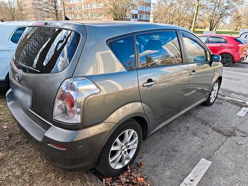 Gebraucht Toyota Corolla Verso 177 PS (130 kW) 2006 Grau Van / Kleinbus
