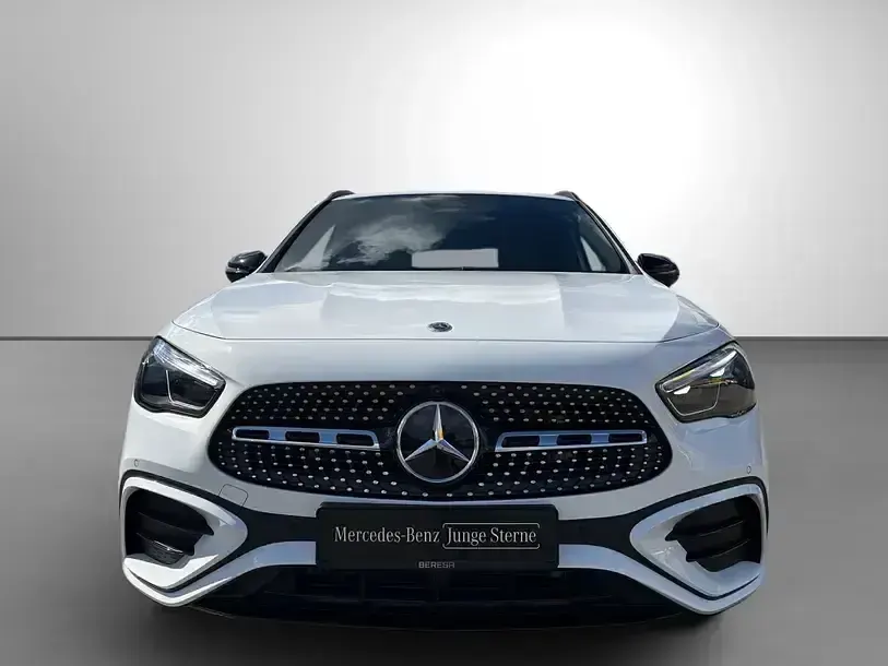 Gebraucht Mercedes GLA220 AMG line 190 PS (139 kW) 2025 Weiß SUV