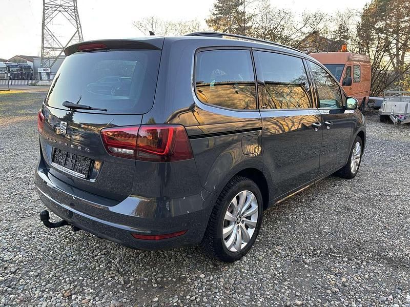 Gebraucht Seat Alhambra CONNECT 150 PS (110 kW) 2016 "urano" grau Van / Kleinbus