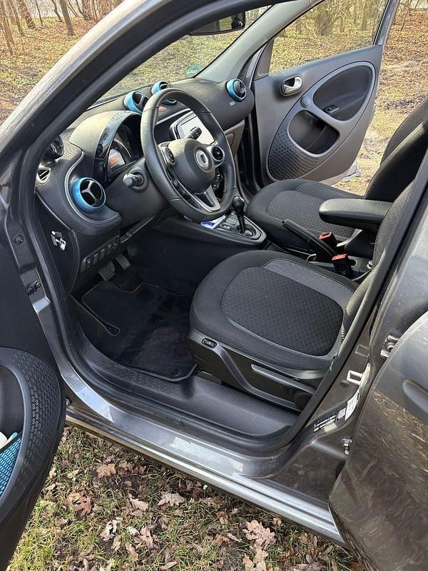 Gebraucht Smart ForFour Electric Drive 60 kW (82 PS) 2021 Grau Kleinwagen