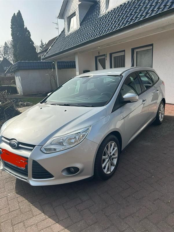 Gebraucht Ford Focus 116 PS (85 kW) 2013 Silber Kombi