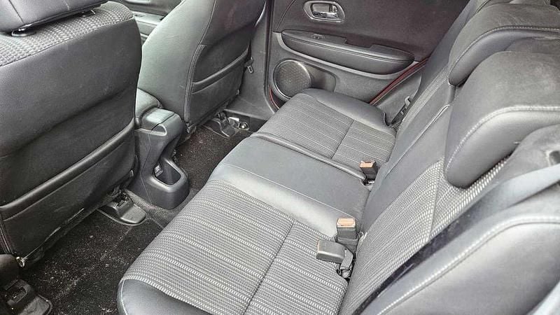 Gebraucht Honda HR-V Executive 131 PS (96 kW) 2016 Rot SUV