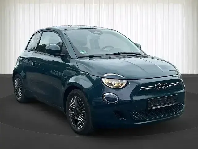 Gebraucht Fiat 500e Icon 86 kW (118 PS) 2022 Grün Limousine