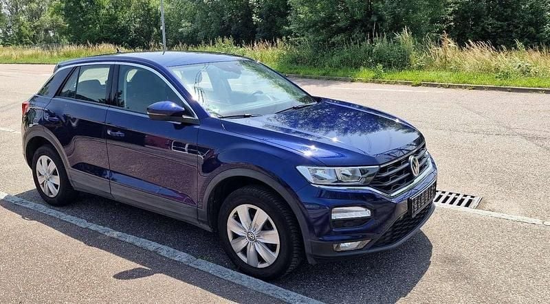 Gebraucht VW T-Roc 116 PS (85 kW) 2019 Blau SUV