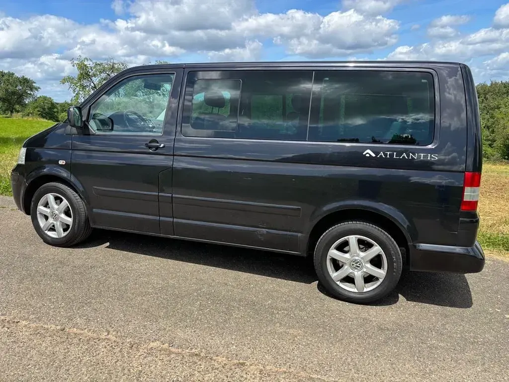 Gebraucht VW Multivan Comfortline 174 PS (127 kW) 2008 Schwarz Van / Kleinbus