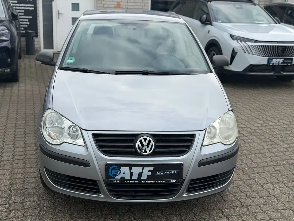 Gebraucht VW Polo Trendline 64 PS (47 kW) 2006 Silber Kleinwagen