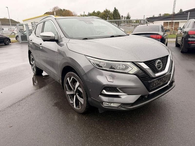 Gebraucht Nissan Qashqai Tekna+ 116 PS (85 kW) 2018 Weiß SUV