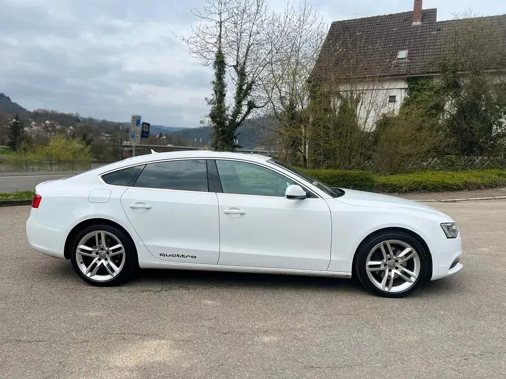 Gebraucht Audi A5 Sportback Sport 218 PS (160 kW) 2016 Weiß Kleinwagen