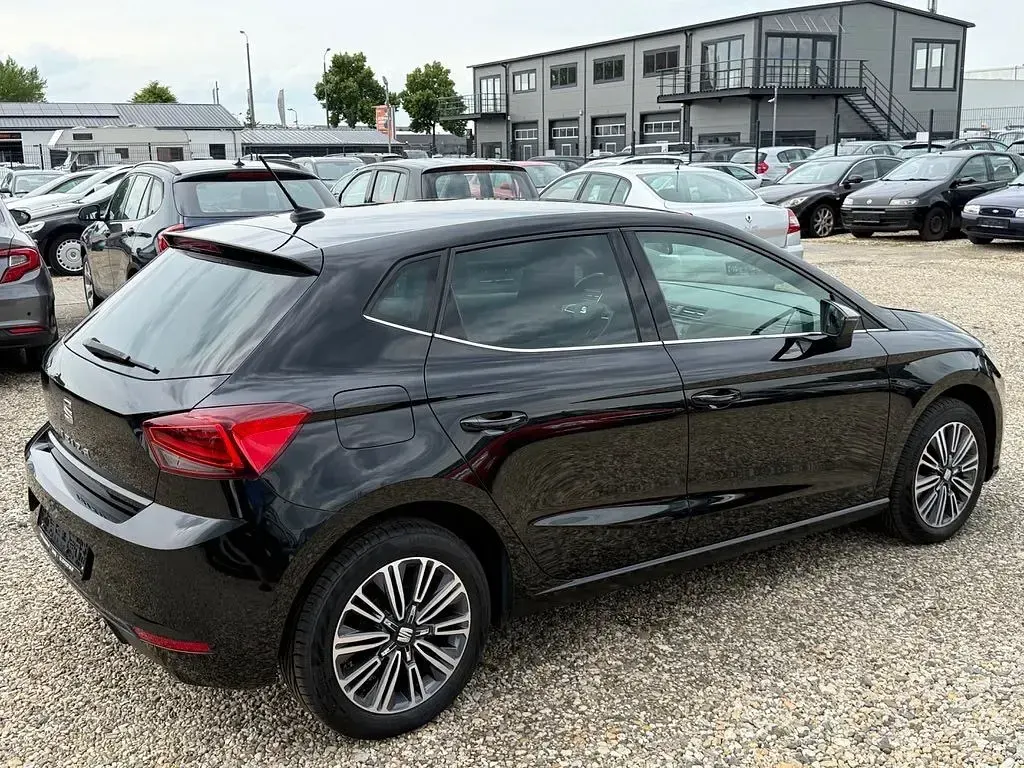 Gebraucht Seat Ibiza 95 PS (69 kW) 2018 Mitternachtsschwarz Kleinwagen