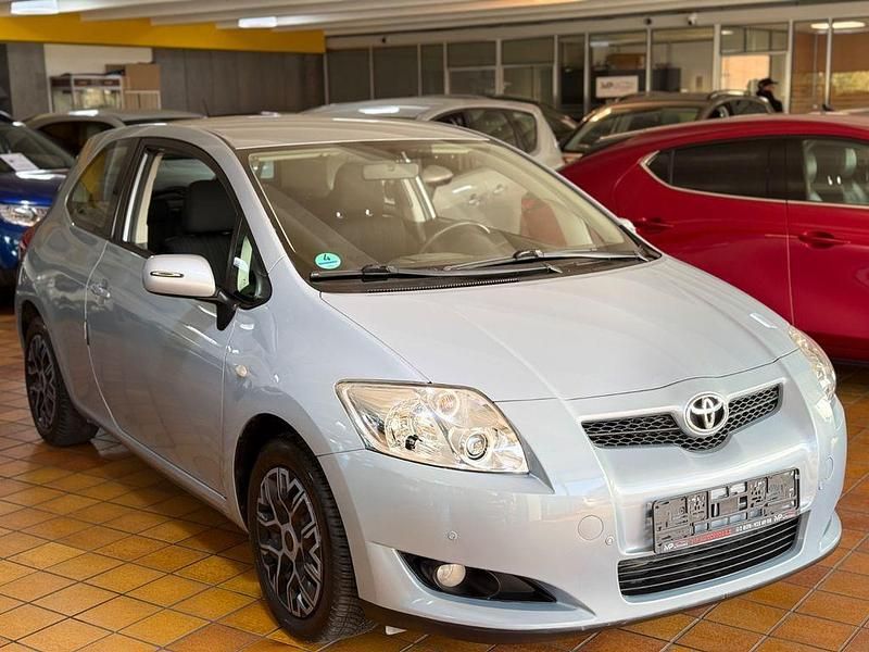 Gebraucht Toyota Auris Sol 124 PS (91 kW) 2008 Blau Kleinwagen