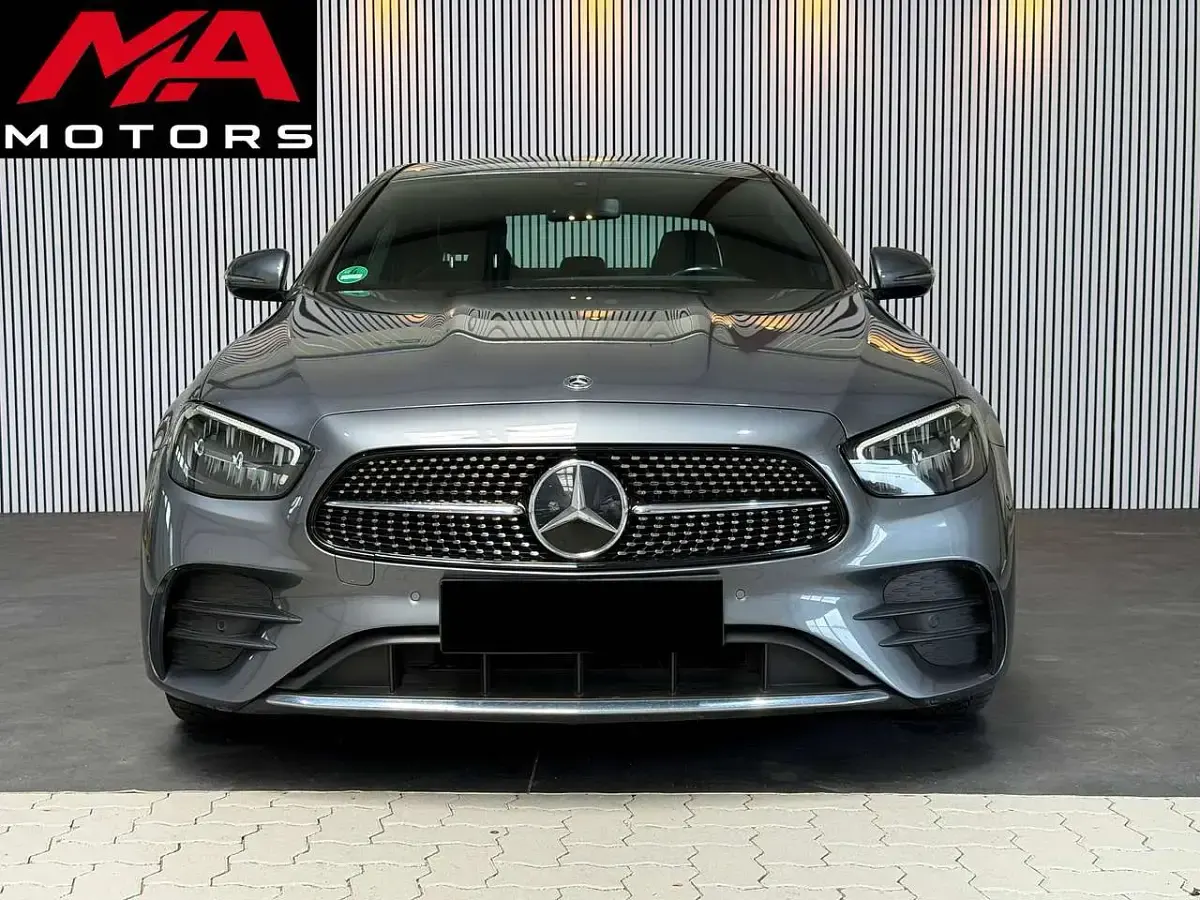 Gebraucht Mercedes E450 AMG 367 PS (269 kW) 2022 Selenitgrau  metalliclack Limousine