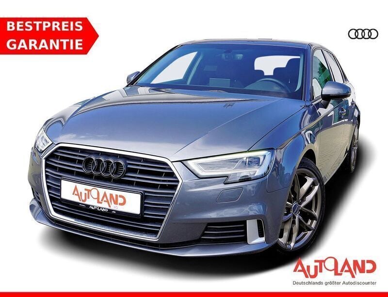 Grau Gebraucht 2017 Audi A3 Sportback Comfort Limousine | 18.490 € (Fairer Preis) - Bild 1/4