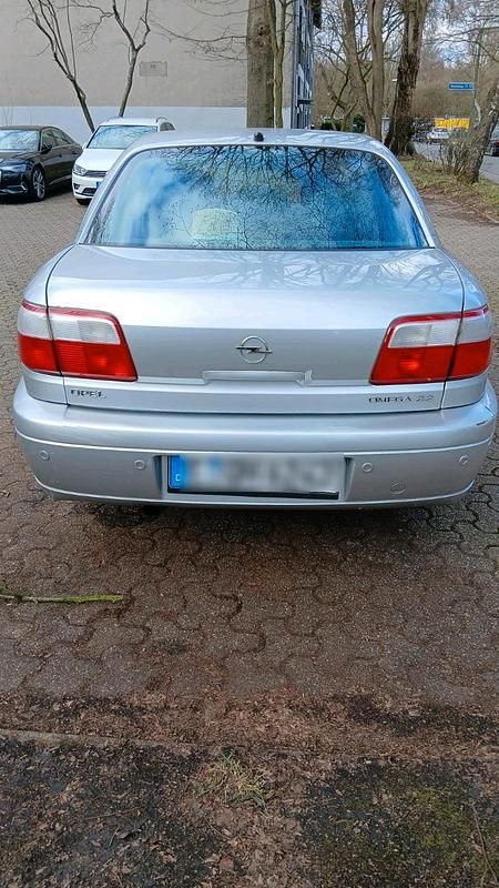Gebraucht Opel Omega 144 PS (105 kW) 2001 Silber Limousine