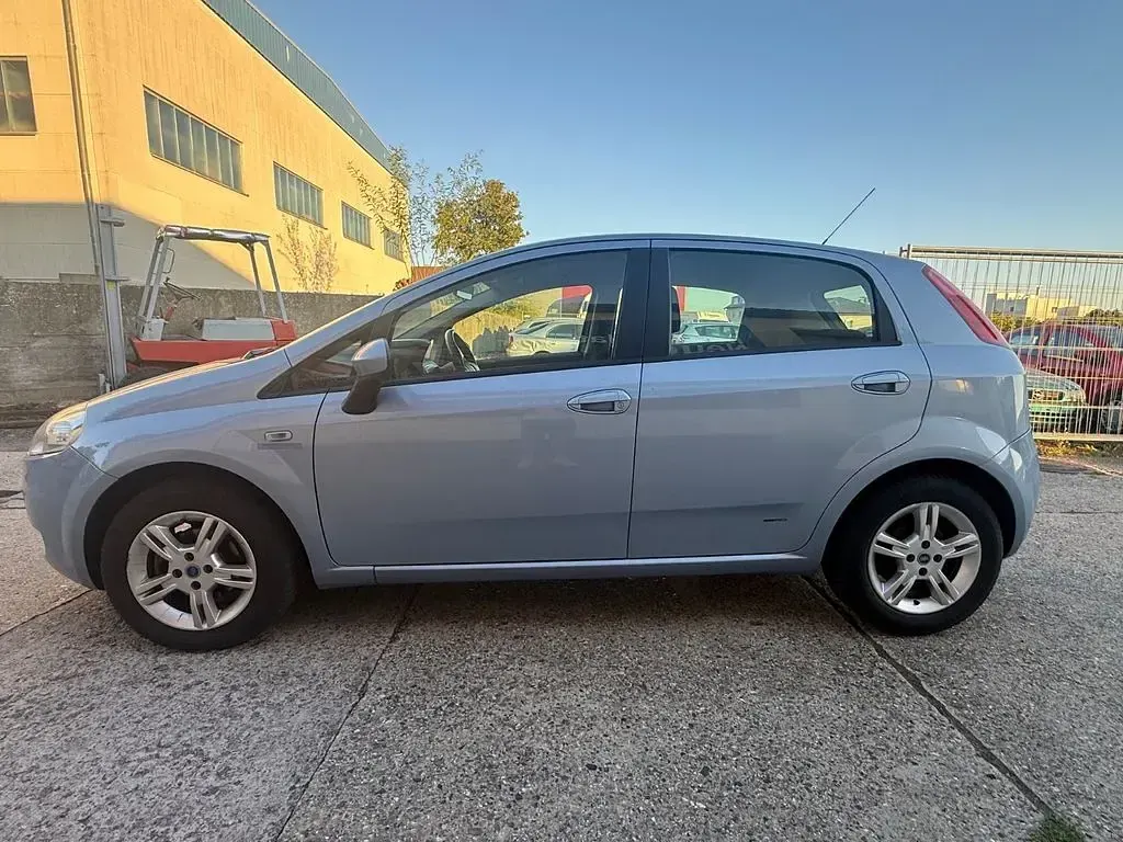 Gebraucht Fiat Grande Punto Dynamic 75 PS (55 kW) 2006 Blau Kleinwagen